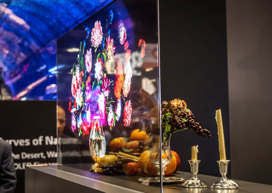 See What LG Transparent OLED Displays Can Do in Your Workplace