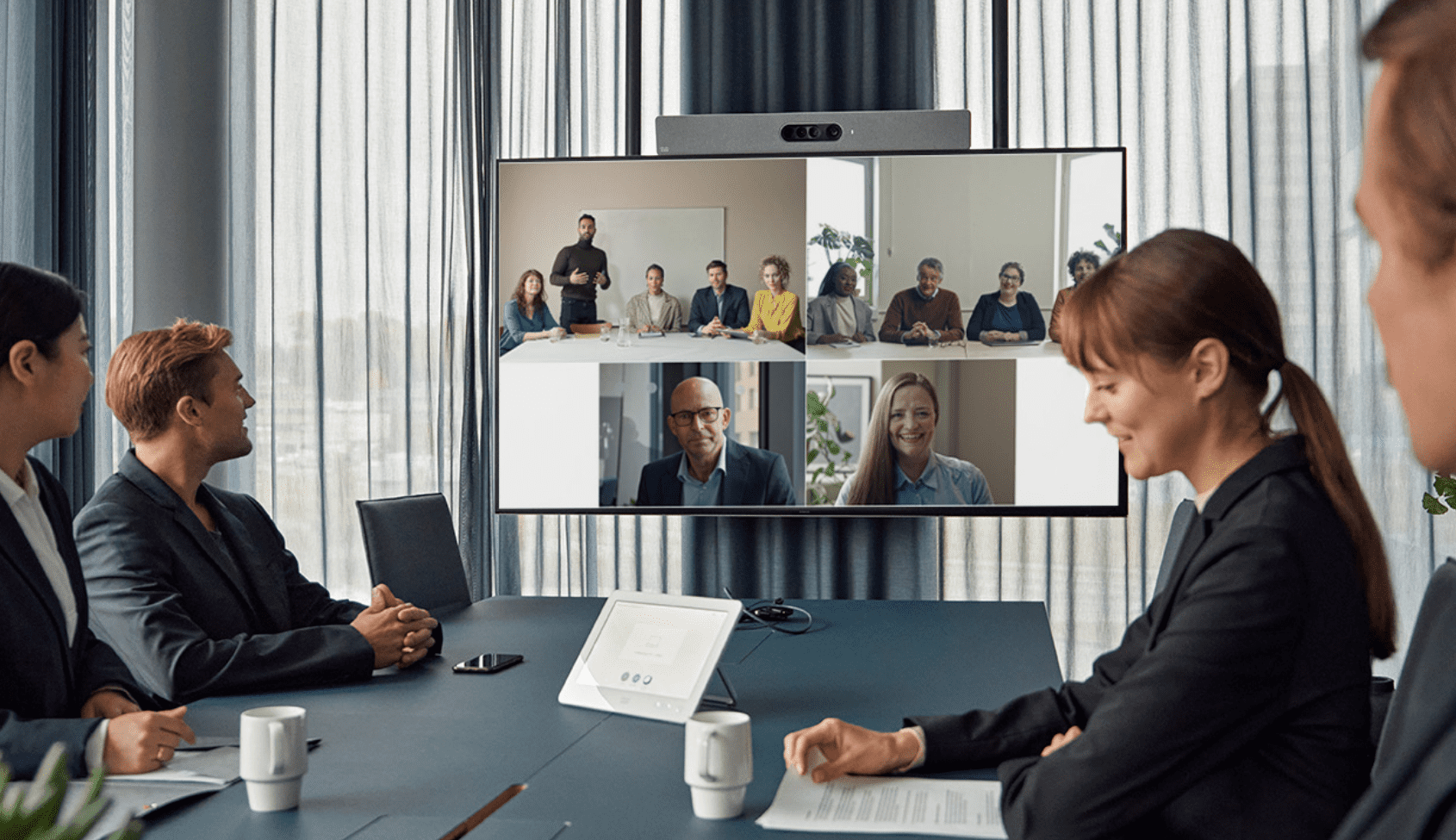 Hybrid meeting space with Pexip AV and UCC technology