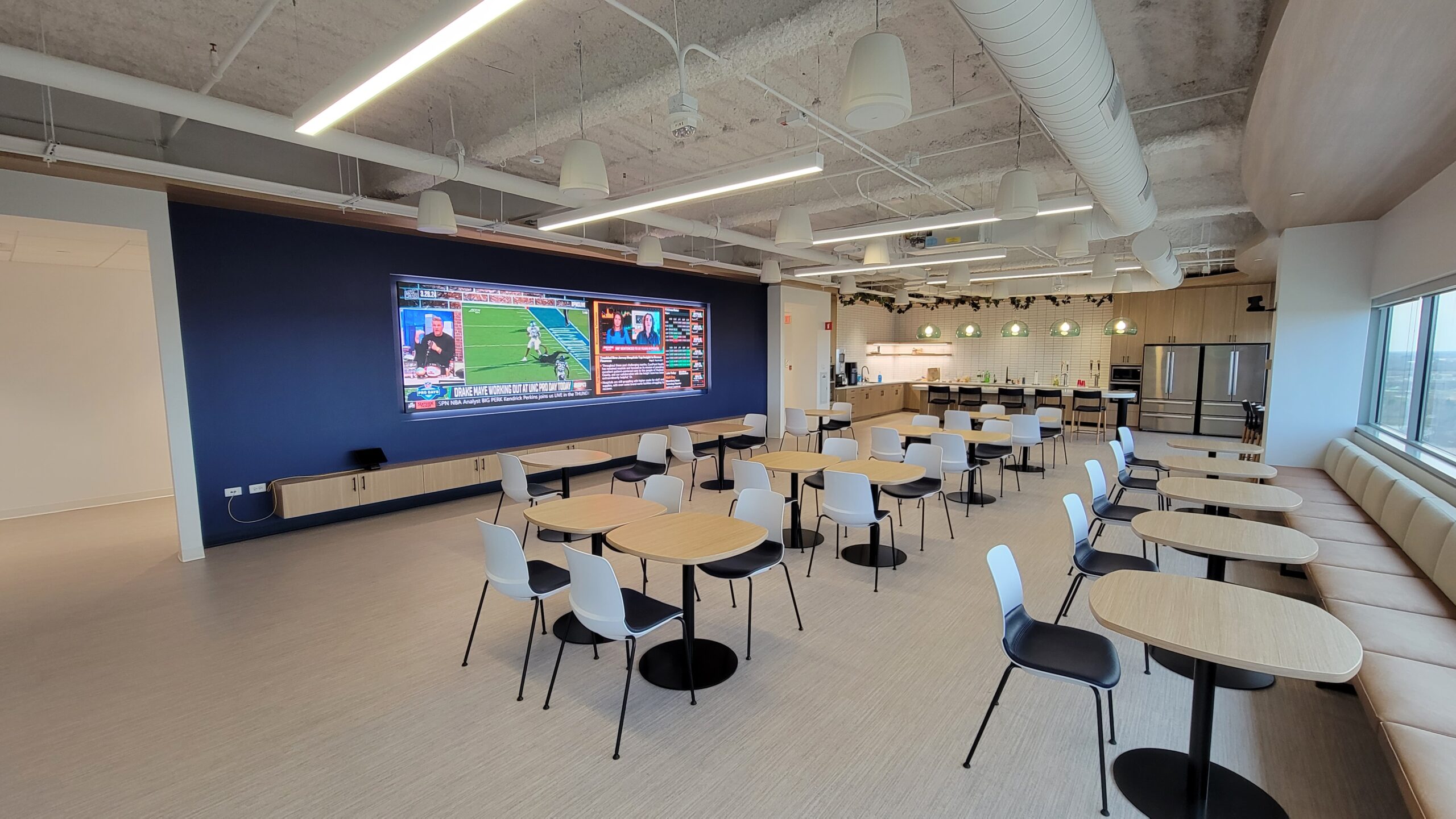 employee cafe with digital signage